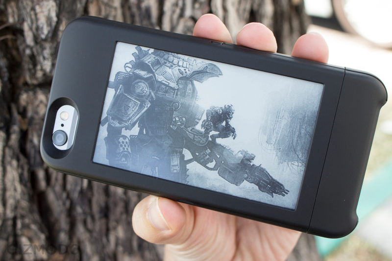 Illustration for article titled PopSlate Lightning Review: This iPhone Case Has An E-Ink Screen in Back